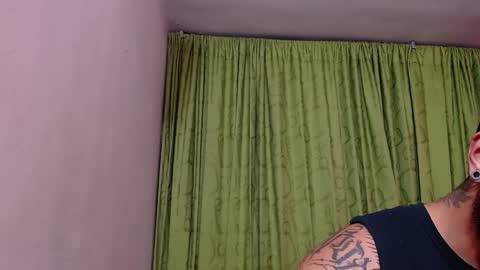 Snapshot of chriss_james chatting on February 21, 2025, 5:46 am chriss_james online show from February 21, 2025, 5:46 am