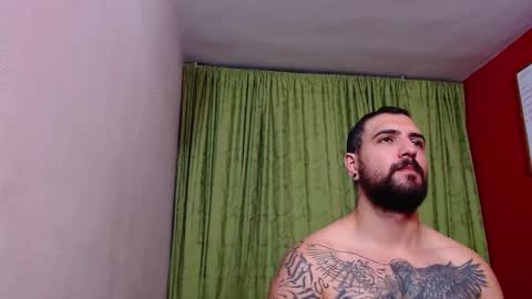 Snapshot of chriss_james chatting on February 23, 2025, 11:25 pm chriss_james online show from February 23, 2025, 11:25 pm