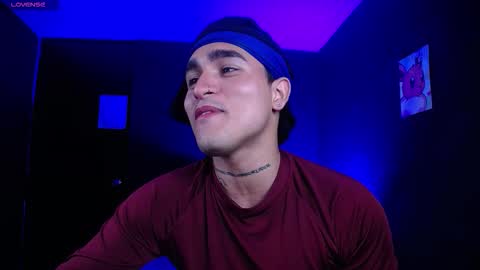 Christian Wang online show from September 28, 2025, 12:16 am