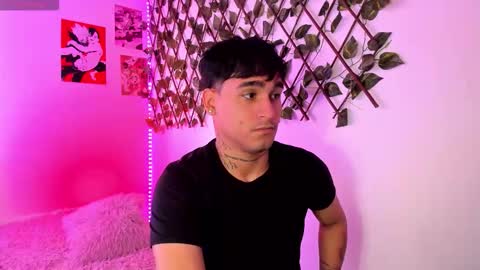 Christian Wang online show from January 14, 2026, 6:46 pm