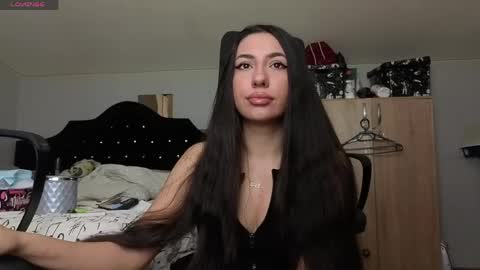 Snapshot of chrisstop18 chatting on April 5, 2026, 2:31 am Chrissy online show from April 5, 2026, 2:31 am