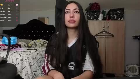 Snapshot of chrisstop18 chatting on April 14, 2026, 3:01 am Chrissy online show from April 14, 2026, 3:01 am