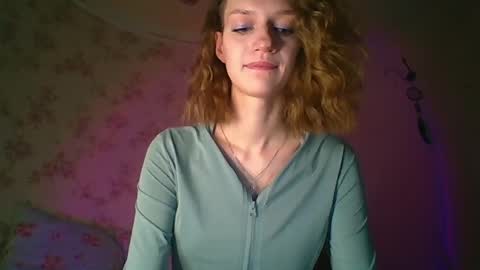 Snapshot of chrissy_joyful chatting on March 31, 2026, 5:19 am chrissy_joyful online show from March 31, 2026, 5:19 am