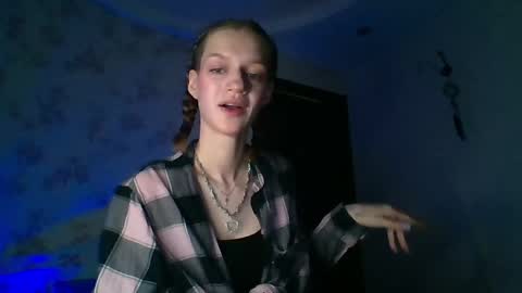 Snapshot of chrissy_joyful chatting on April 10, 2026, 5:12 am chrissy_joyful online show from April 10, 2026, 5:12 am