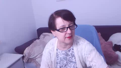 Christa online show from December 6, 2024, 8:51 pm