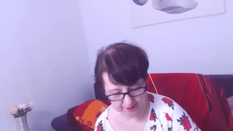 Christa online show from December 8, 2024, 5:44 pm