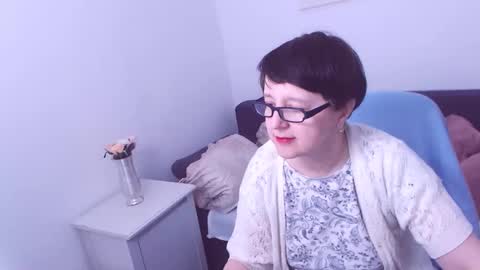Christa online show from December 12, 2024, 3:21 am