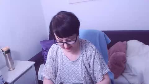 Christa online show from January 19, 2026, 4:27 am