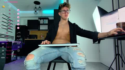 UPVOTE ME ------  ILL DO SOMETHING FOR FREE online show from December 5, 2024, 5:15 am