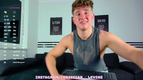 UPVOTE ME ------  ILL DO SOMETHING FOR FREE online show from March 4, 2025, 8:05 pm