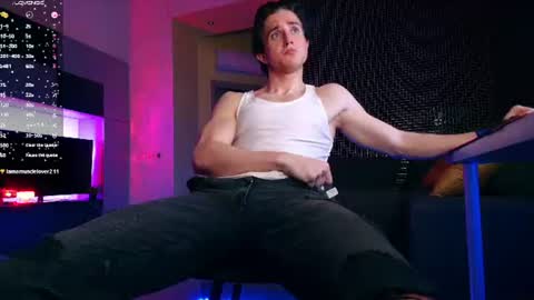 UPVOTE ME ------  ILL DO SOMETHING FOR FREE online show from June 13, 2026, 7:56 pm