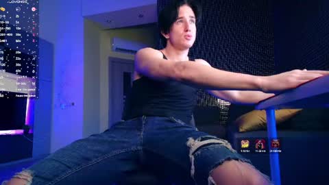 UPVOTE ME ------  ILL DO SOMETHING FOR FREE online show from June 16, 2026, 9:28 pm