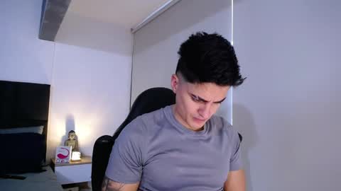 Christian online show from November 14, 2025, 1:43 pm