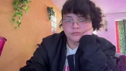 Snapshot of christianvalles chatting on January 6, 2025, 9:00 pm christianvalles online show from January 6, 2025, 9:00 pm