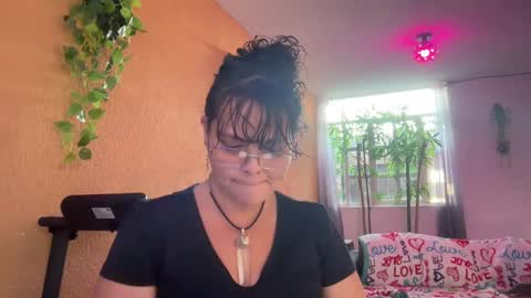 Snapshot of christianvalles chatting on January 15, 2025, 10:13 pm christianvalles online show from January 15, 2025, 10:13 pm