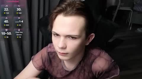 christie_sayka online show from February 1, 2026, 9:41 am