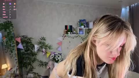 Ann online show from April 25, 2026, 12:19 pm