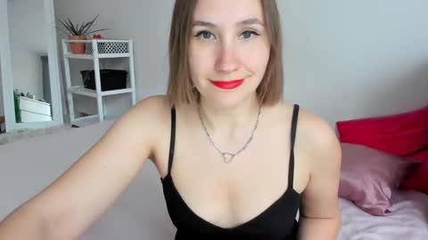 christina rosse online show from February 6, 2025, 2:58 pm
