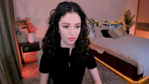Snapshot of christinaconteeree chatting on September 13, 2025, 4:29 pm christinaconteeree online show from September 13, 2025, 4:29 pm