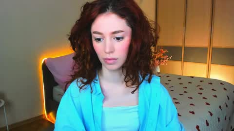 christinaconteeree online show from April 6, 2026, 3:15 am