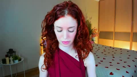 Snapshot of christinaconteeree chatting on May 13, 2026, 3:15 am christinaconteeree online show from May 13, 2026, 3:15 am