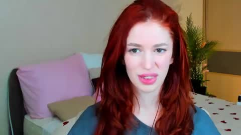 Snapshot of christinaconteeree chatting on June 20, 2026, 3:20 am christinaconteeree online show from June 20, 2026, 3:20 am