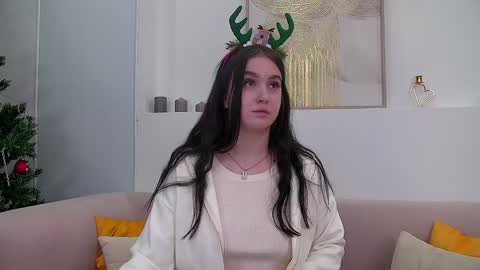 Snapshot of christinamilton chatting on December 30, 2024, 6:38 pm Christina online show from December 30, 2024, 6:38 pm