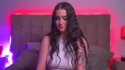 Snapshot of christinamilton chatting on January 26, 2025, 3:06 am Christina online show from January 26, 2025, 3:06 am
