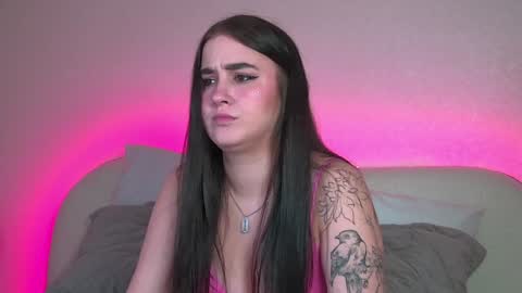 Snapshot of christinamilton chatting on February 3, 2025, 9:39 pm Christina online show from February 3, 2025, 9:39 pm