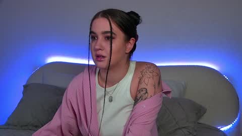 Snapshot of christinamilton chatting on February 5, 2025, 12:53 am Christina online show from February 5, 2025, 12:53 am