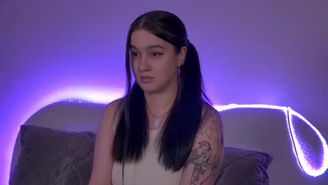 Snapshot of christinamilton chatting on February 7, 2025, 10:09 pm Christina online show from February 7, 2025, 10:09 pm