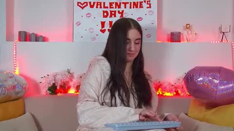 Snapshot of christinamilton chatting on February 15, 2025, 3:52 am Christina online show from February 15, 2025, 3:52 am