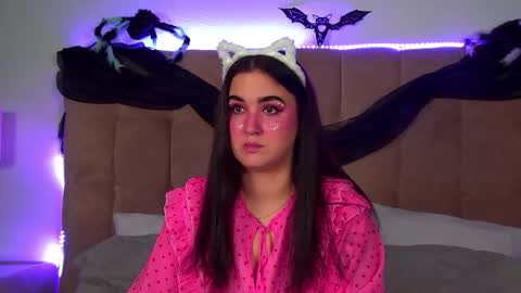 Christina online show from November 1, 2025, 6:21 pm