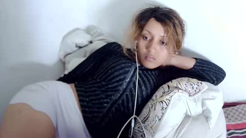 christine213 online show from December 8, 2024, 3:24 pm