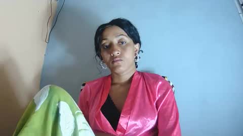 Snapshot of christine213 chatting on October 24, 2025, 10:39 pm christine213 online show from October 24, 2025, 10:39 pm