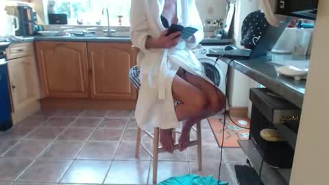 Sissy Christine online show from February 2, 2026, 8:46 am