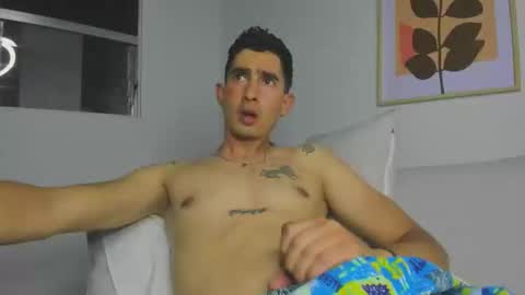 Snapshot of christoper_dick chatting on February 23, 2025, 4:39 am Petite Horny and chistoper dick online show from February 23, 2025, 4:39 am