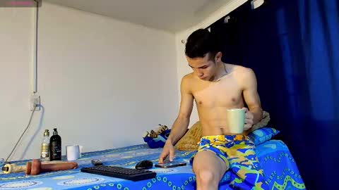 Snapshot of christopher__vans chatting on March 22, 2026, 11:02 am CHRISTOPHER online show from March 22, 2026, 11:02 am