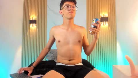 Chrisopher Hunter online show from March 5, 2026, 9:22 pm