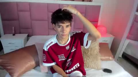 Chris online show from June 14, 2026, 7:27 pm