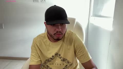 Snapshot of christopherdav chatting on January 17, 2025, 7:49 pm Chris online show from January 17, 2025, 7:49 pm