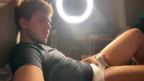 Snapshot of christophertan chatting on October 3, 2025, 6:05 pm Christopher online show from October 3, 2025, 6:05 pm