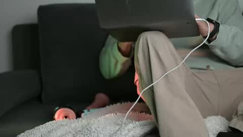 Chrissua online show from October 27, 2025, 11:36 am