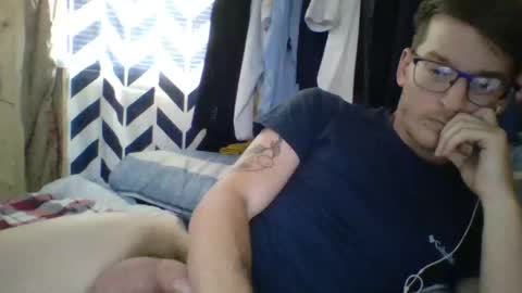 chrisvibess online show from May 6, 2026, 6:24 pm