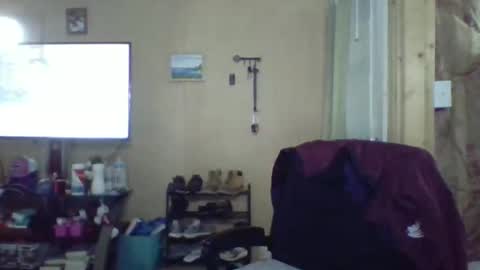 chrisvibess online show from May 11, 2026, 7:22 pm