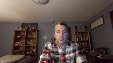 Snapshot of chrisw8121 chatting on November 16, 2025, 12:27 am chrisw8121 online show from November 16, 2025, 12:27 am