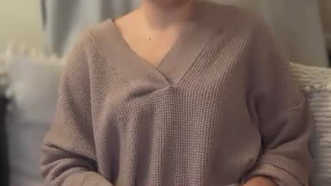 xolena zo-lee-na online show from December 22, 2025, 2:41 am