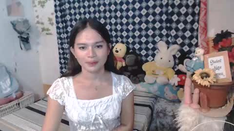 Ur Suraya22 online show from January 18, 2025, 3:05 pm