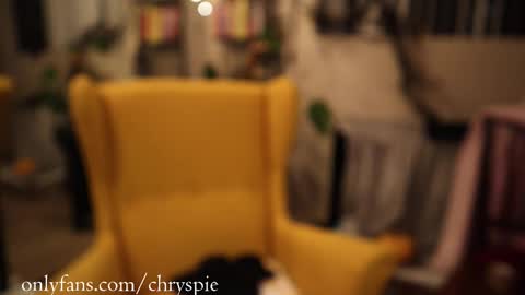 Chrys online show from November 13, 2025, 6:56 am