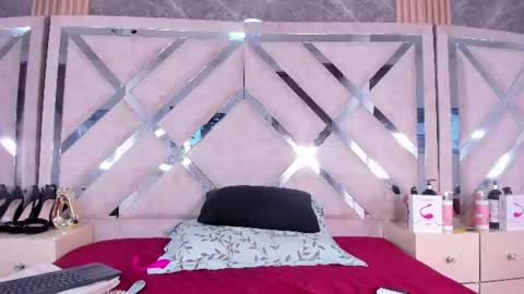 Snapshot of chrystal_davids chatting on July 20, 2026, 12:40 pm chrystal_davids online show from July 20, 2026, 12:40 pm